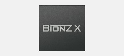Napredni BIONZ X™ procesor za snimanje zadivljujućih detalja uz nisku razinu šuma Pokročilý procesor BIONZ X™ na snímanie úžasných detailov s nízkym šumom