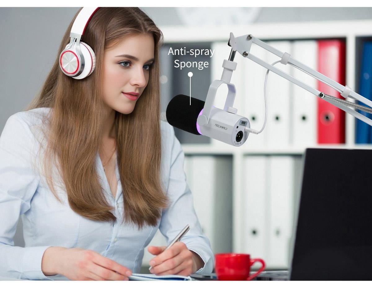 bijeli mikrofon za podcasting